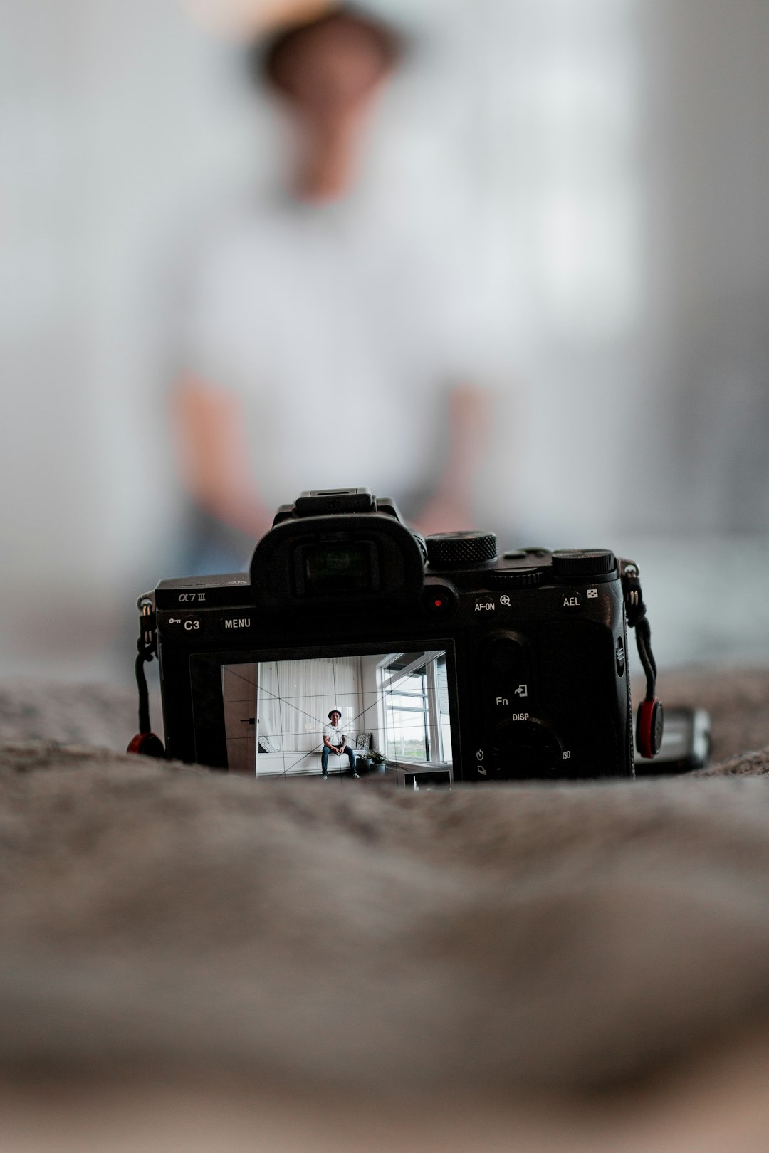 dslr-camera-0eo4e1eh13i